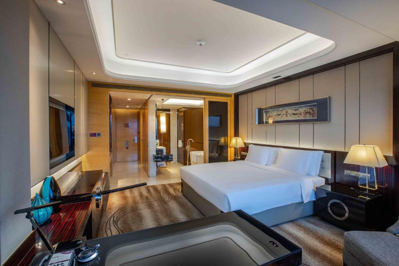 Crowne Plaza Hotel Lanzhou By Ihg Экстерьер фото
