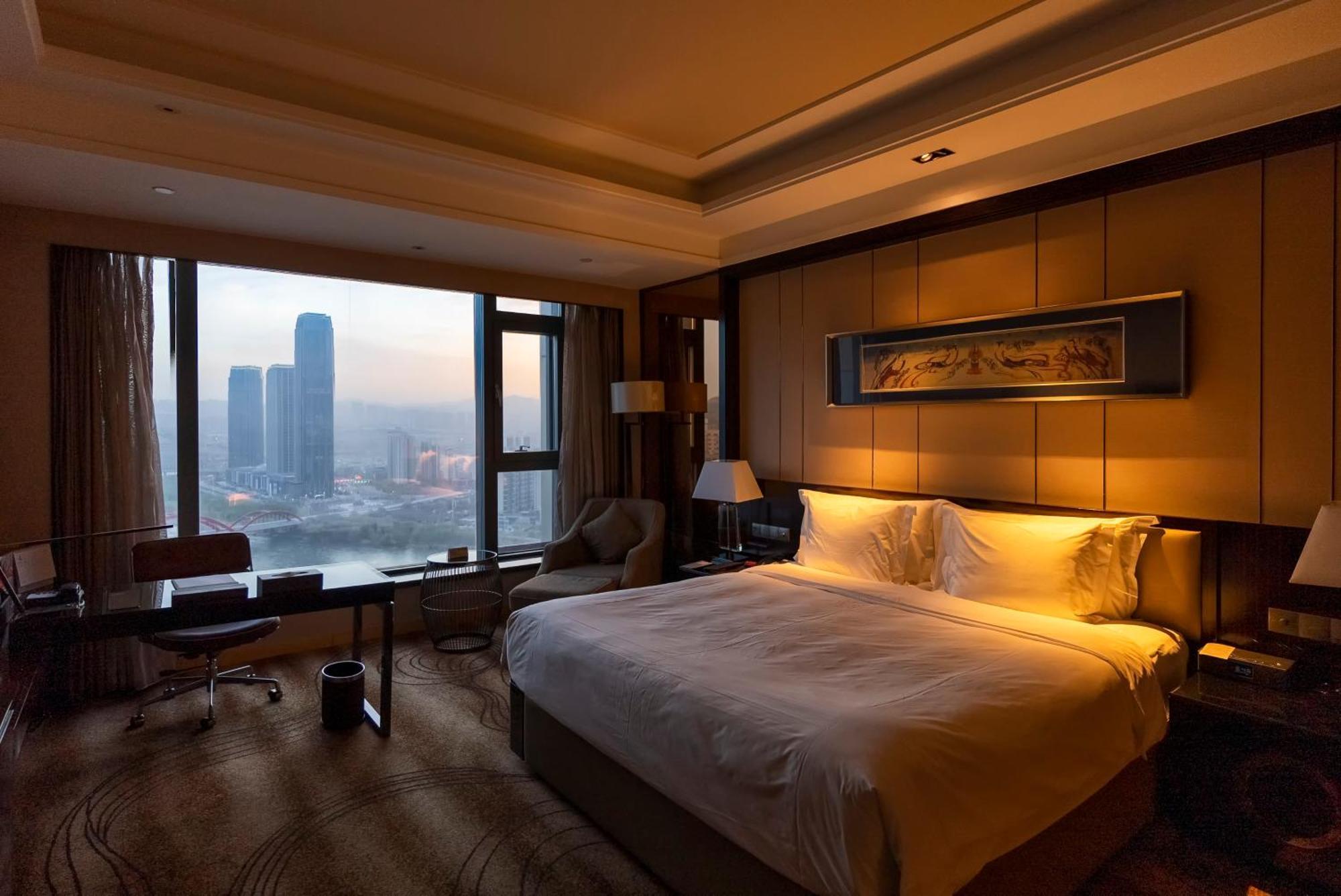 Crowne Plaza Hotel Lanzhou By Ihg Экстерьер фото